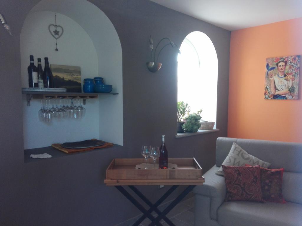 Diano dʼAlba Casa Badinotゲストハウス エクステリア 写真