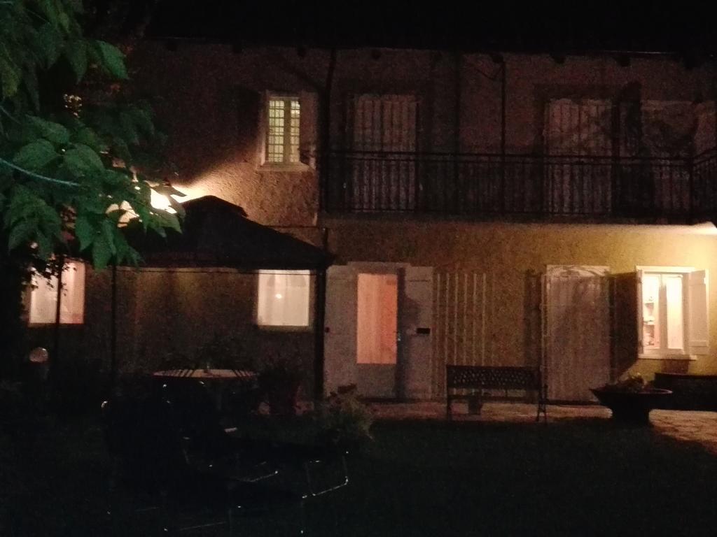 Diano dʼAlba Casa Badinotゲストハウス エクステリア 写真