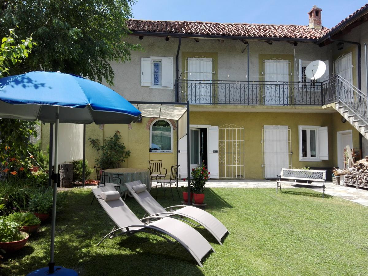 Diano dʼAlba Casa Badinotゲストハウス エクステリア 写真